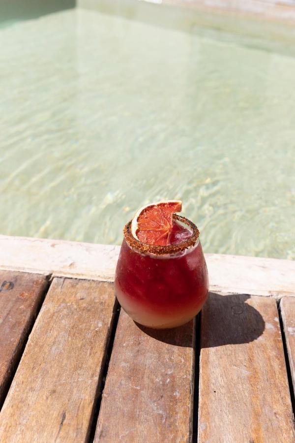Hotel Boutique Punta Caliza - Adults Oriented Isla Holbox Екстериор снимка